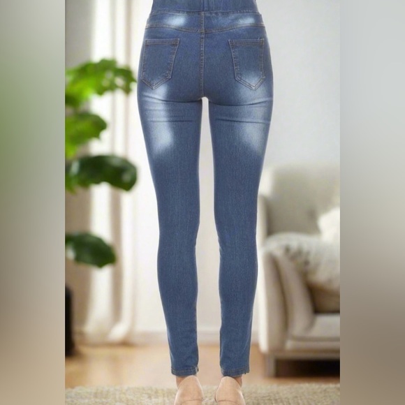 Small NEW Womens Ripped Stretch Jean Jeggings, Distressed Light Wash Denim Pants - Picture 5 of 7